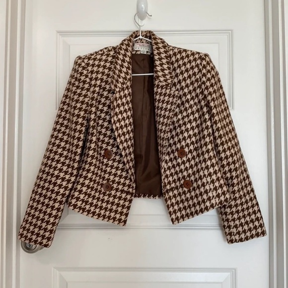 Zara Jackets & Blazers - Zara Tan and Brown Houndstooth Blazer